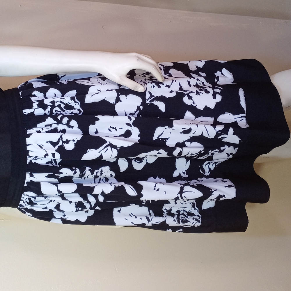 Ashley Stewart skirt